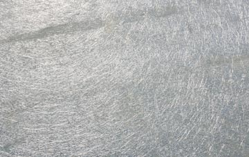 Piffs Elm laminate fibreglass or shingles?